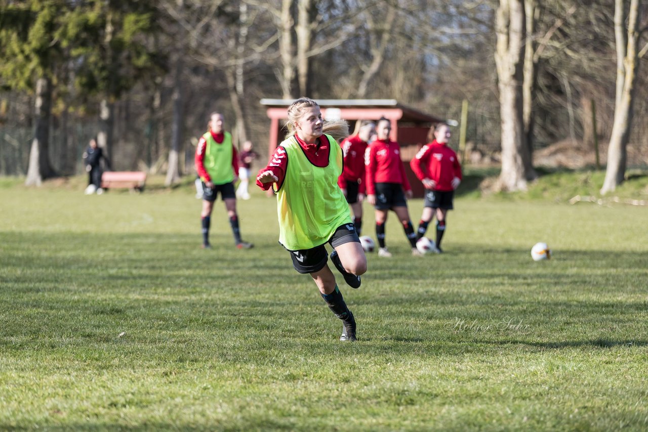 Bild 140 - F Rot Schwarz Kiel - SV Henstedt Ulzburg 2 : Ergebnis: 1:1